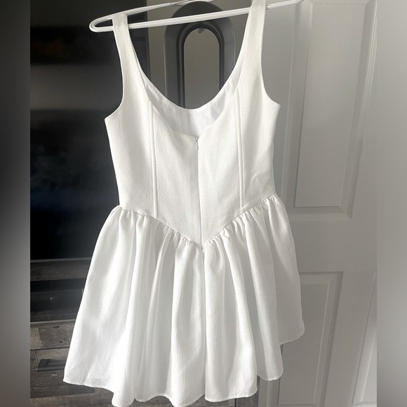 Aderlina - Dahlia Mini Dress White - Picture 2 of 4